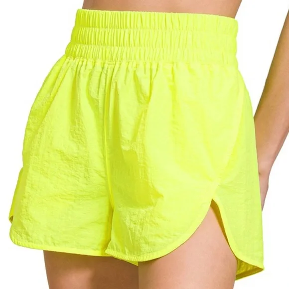 Bella active shorts - Picture 1 of 1